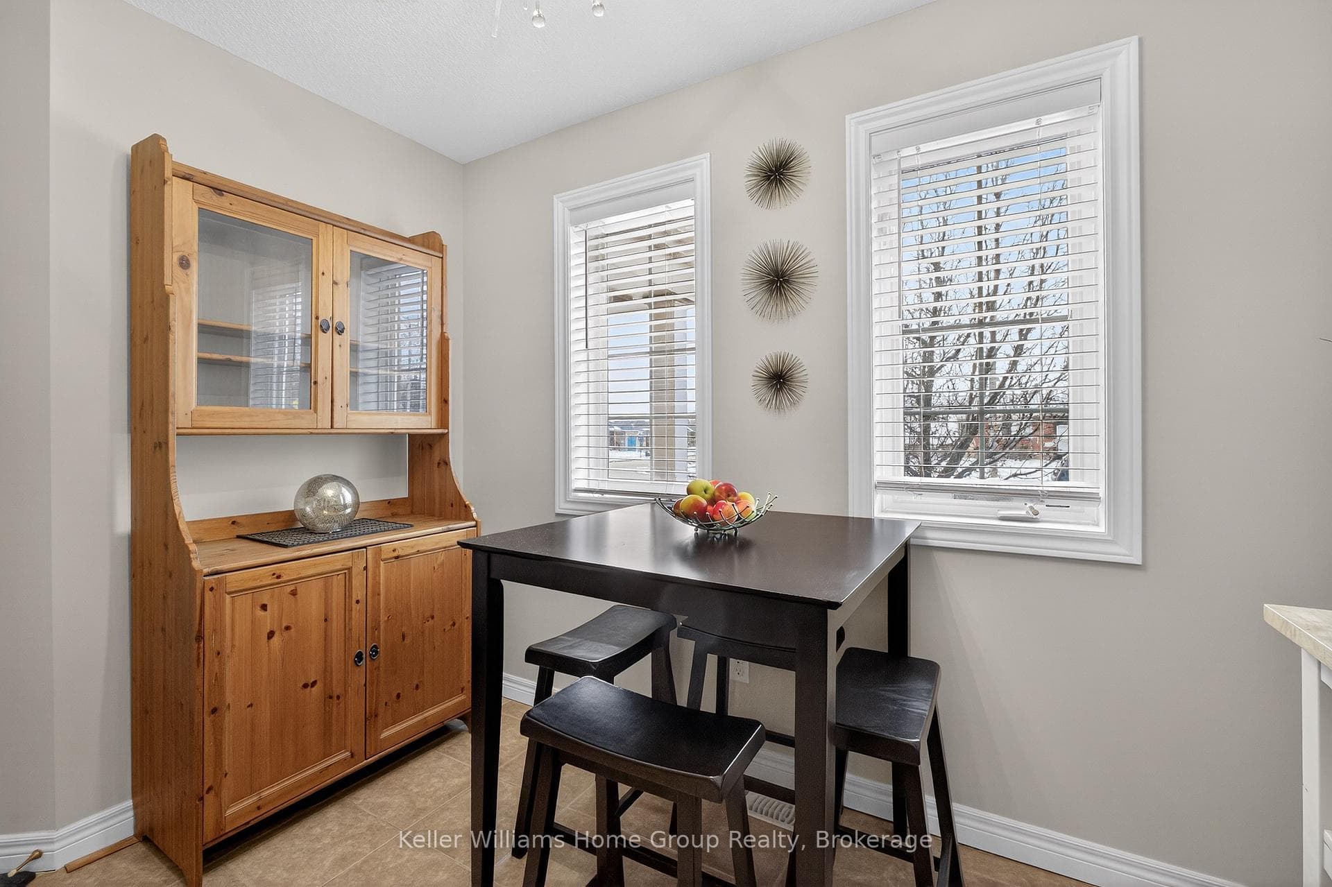 612A Woodlawn Road photo 9