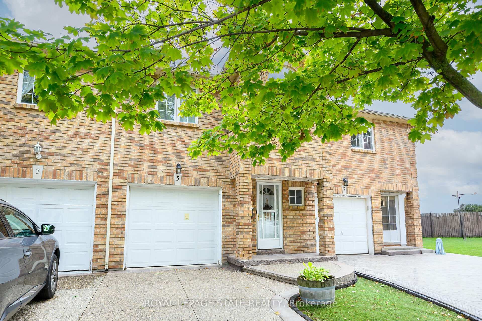 5 Vulcan Court photo 41
