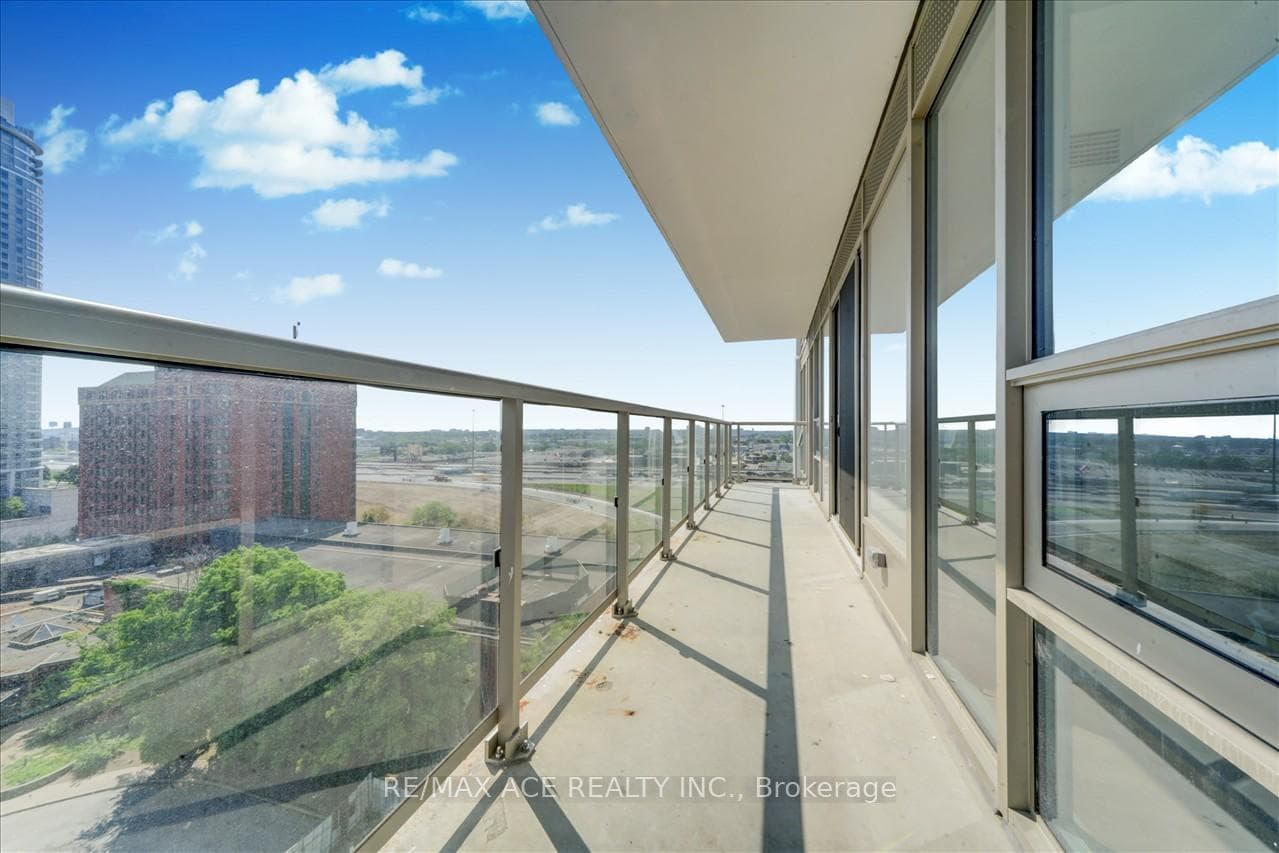 2033 Kennedy Road Unit 1008 photo 22