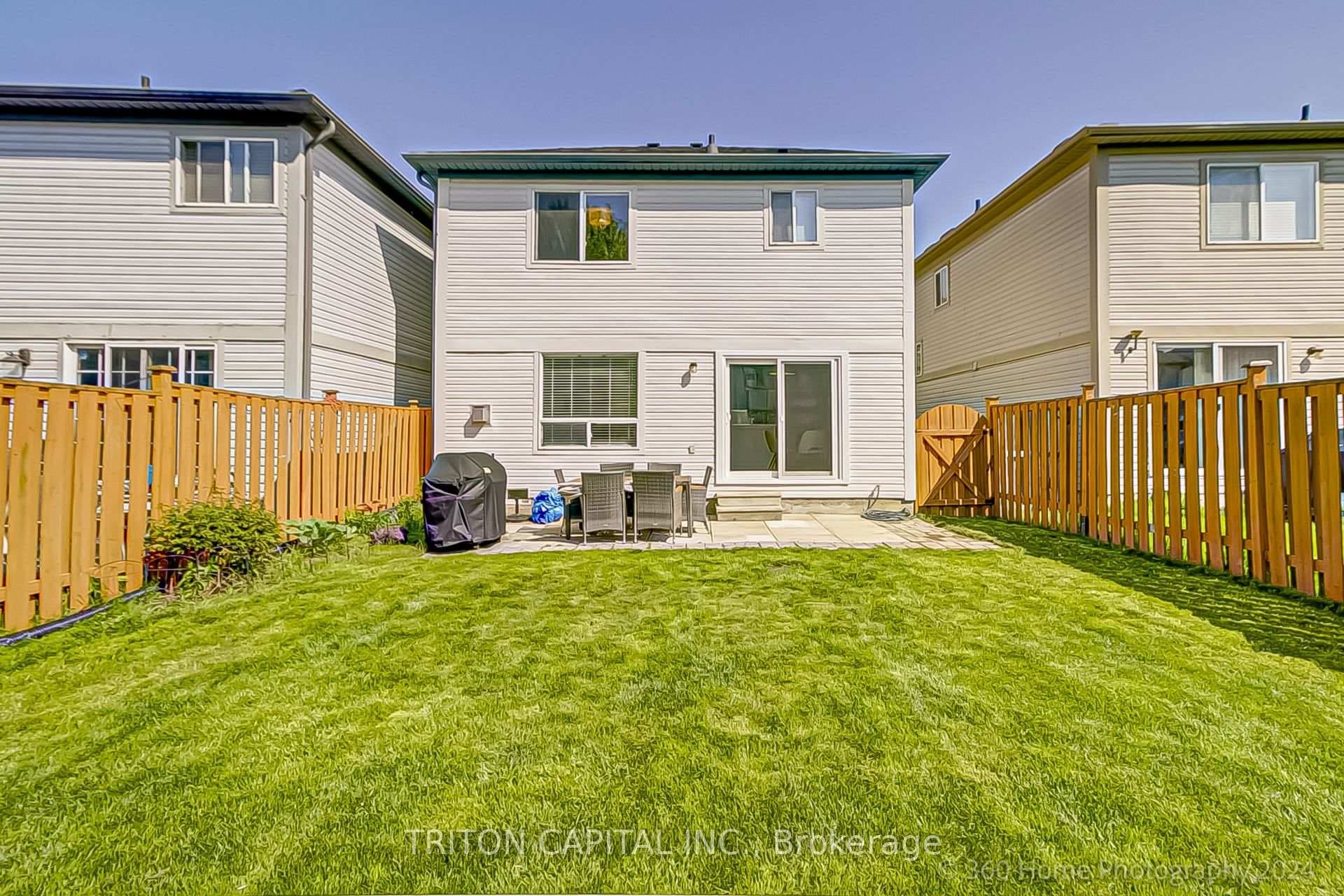 80 Haverhill Crescent photo 24