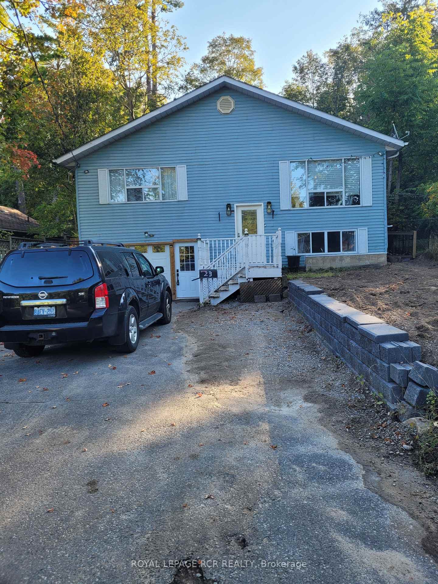 23 Pineway Avenue photo 1