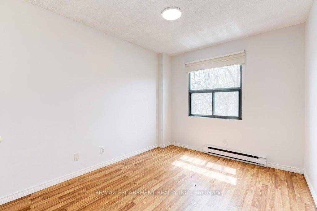 175 Hunter Street Unit 207 photo 15