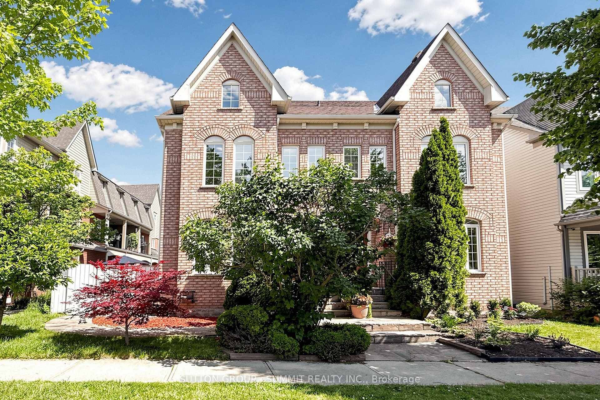 141 Gatwick Drive photo 1