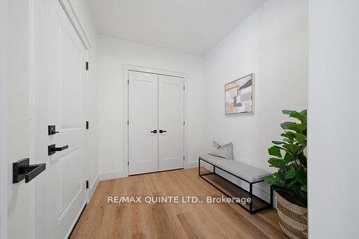2501 Harmony Road photo 8
