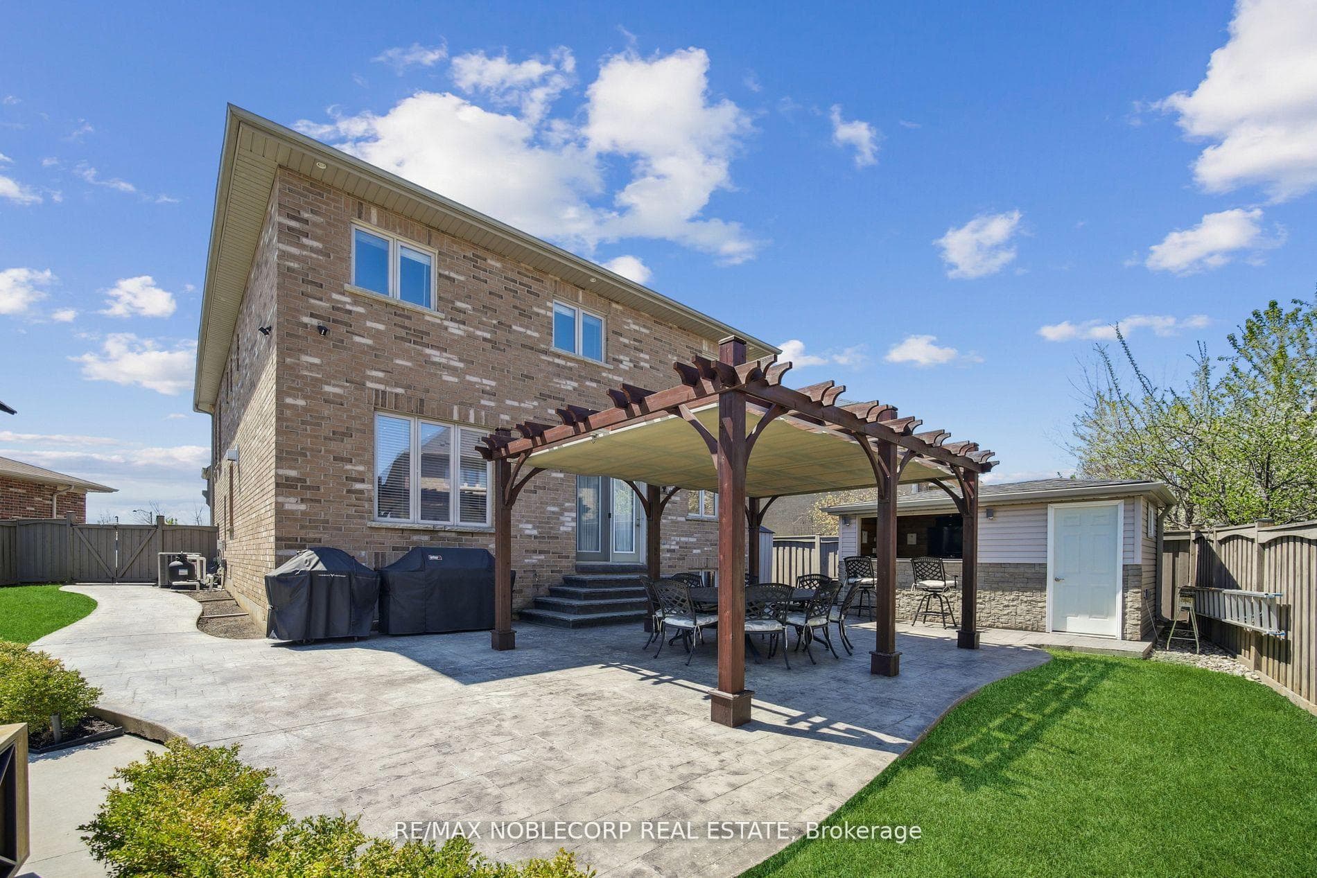 27 Gorman Avenue photo 46