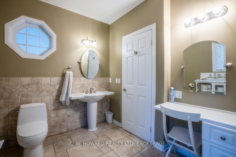 2264 Shisler Road photo 7