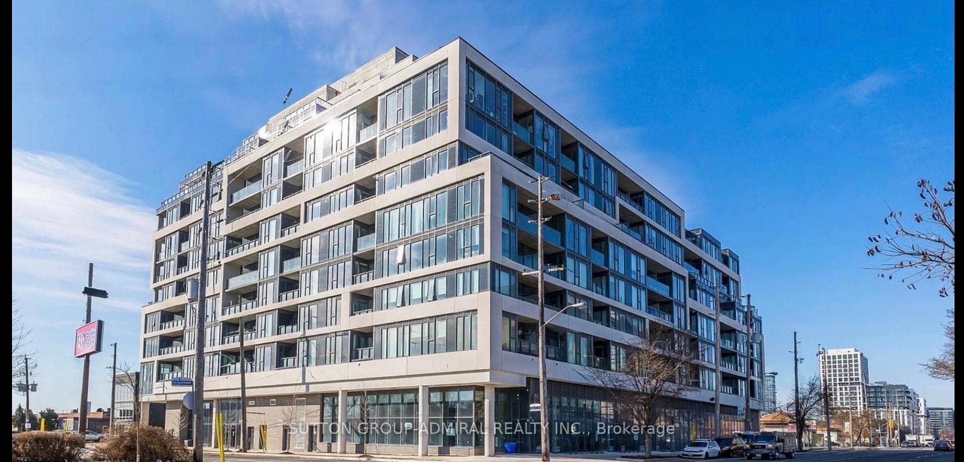 859 The Queensway N/A Unit 520 photo 1