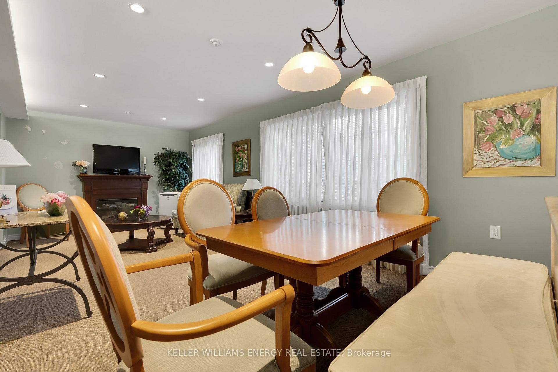 61 Clarington Boulevard Unit 321 photo 38