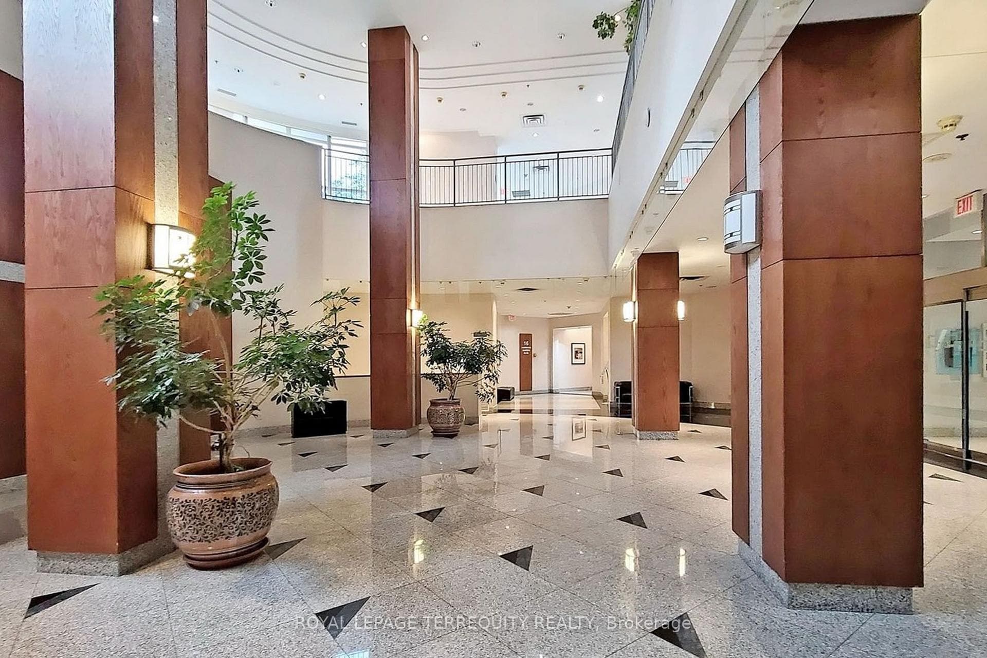 16 Harrison Garden Boulevard Unit 605 photo 6