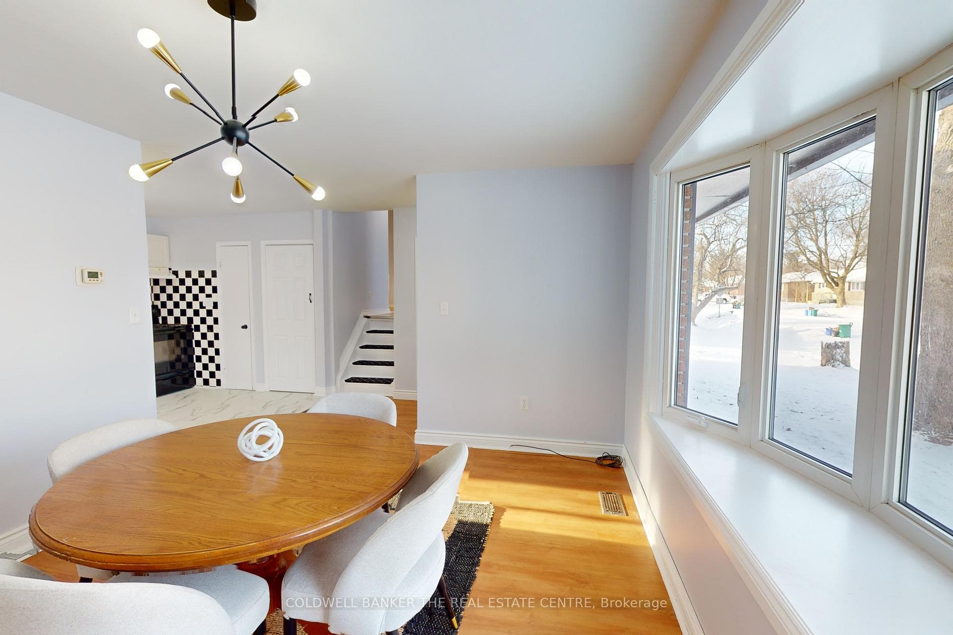 327 Delia Street photo 5