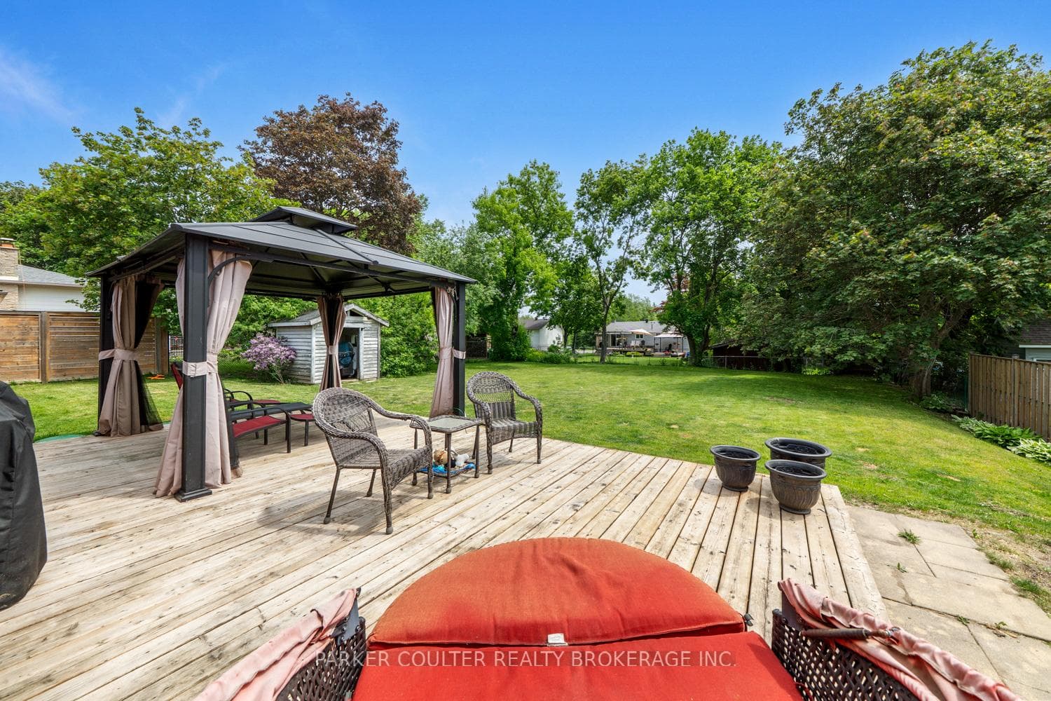 289 Pine Drive photo 32