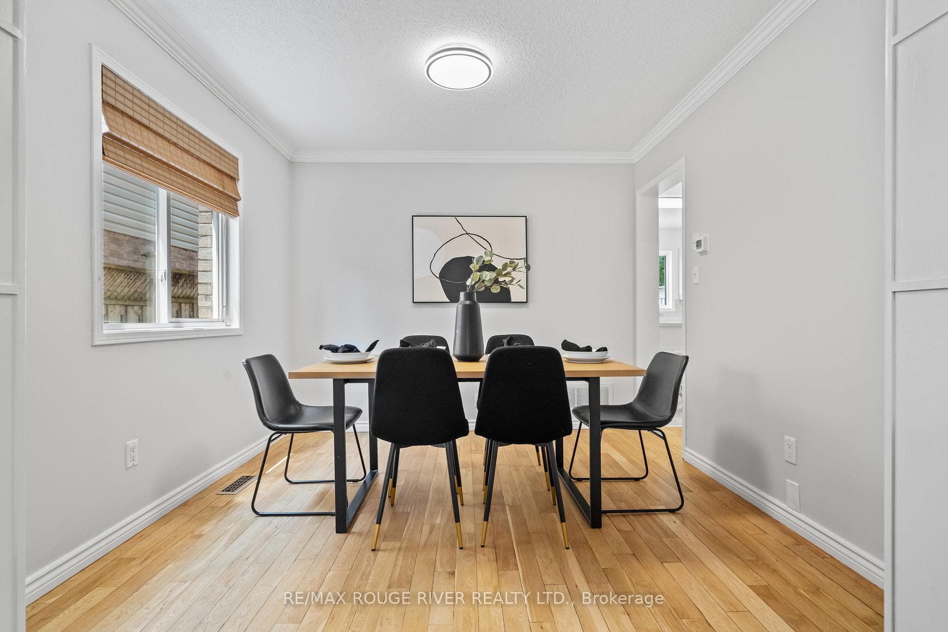 80 Lownie Court photo 8