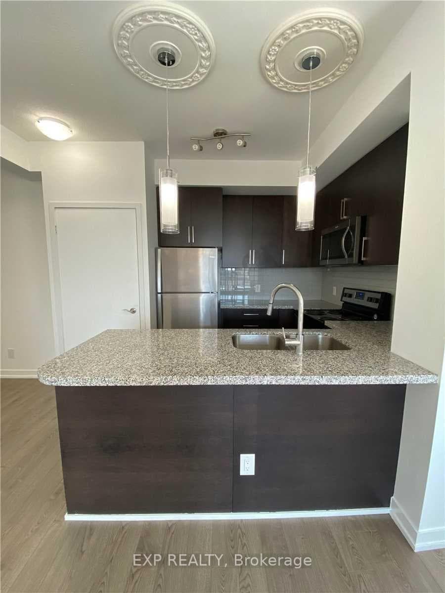 840 Queens Plate Drive Unit 402 photo 2