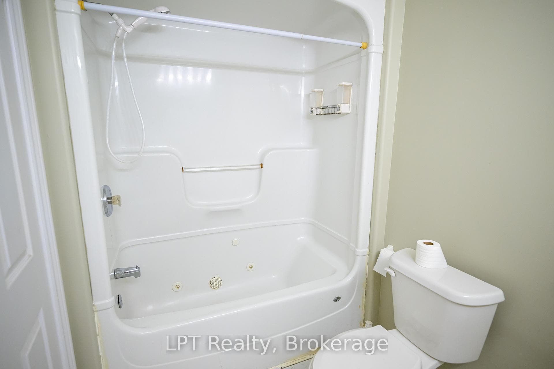 317 Queen Street Unit 103 photo 18