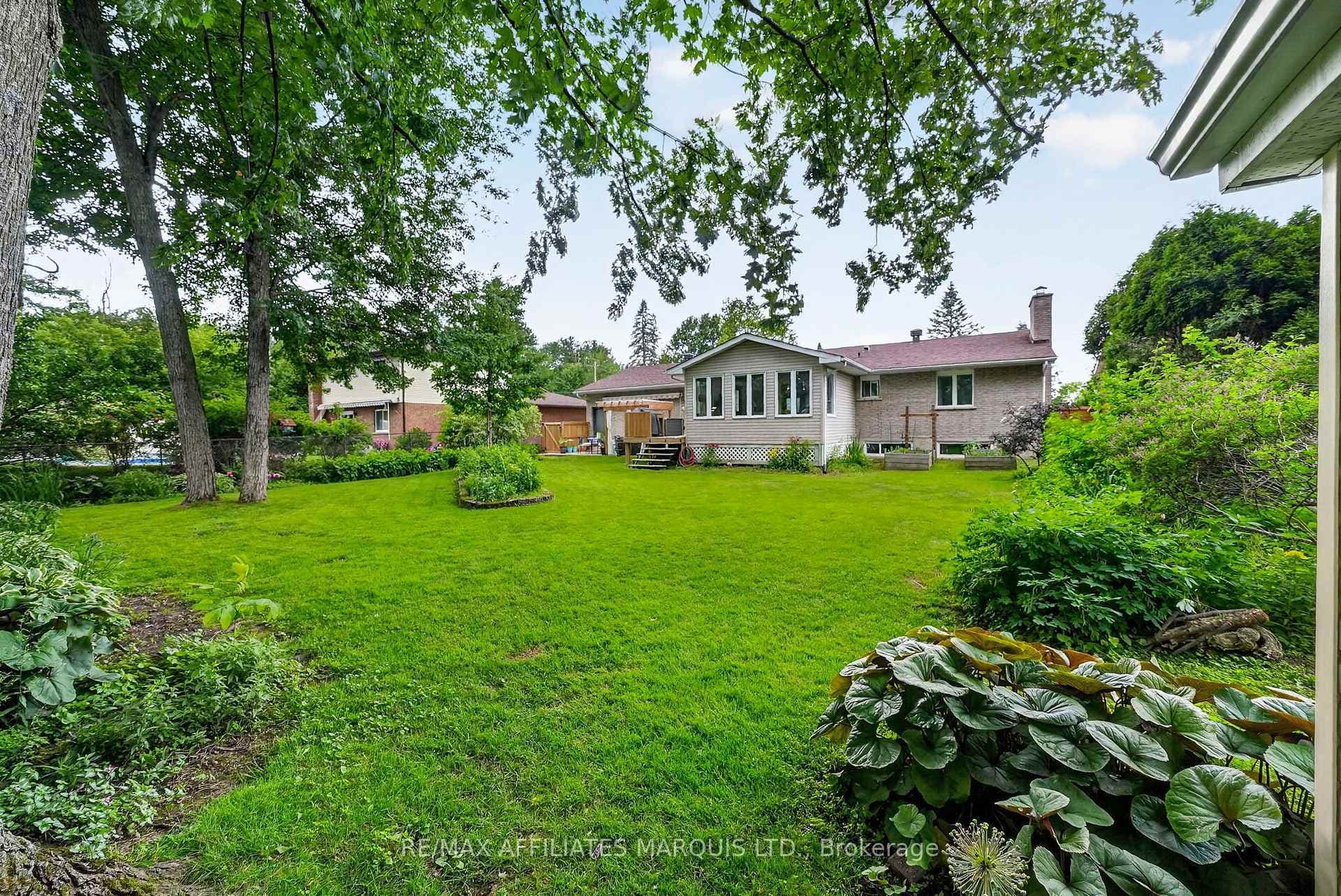 1628 Grant Avenue photo 43