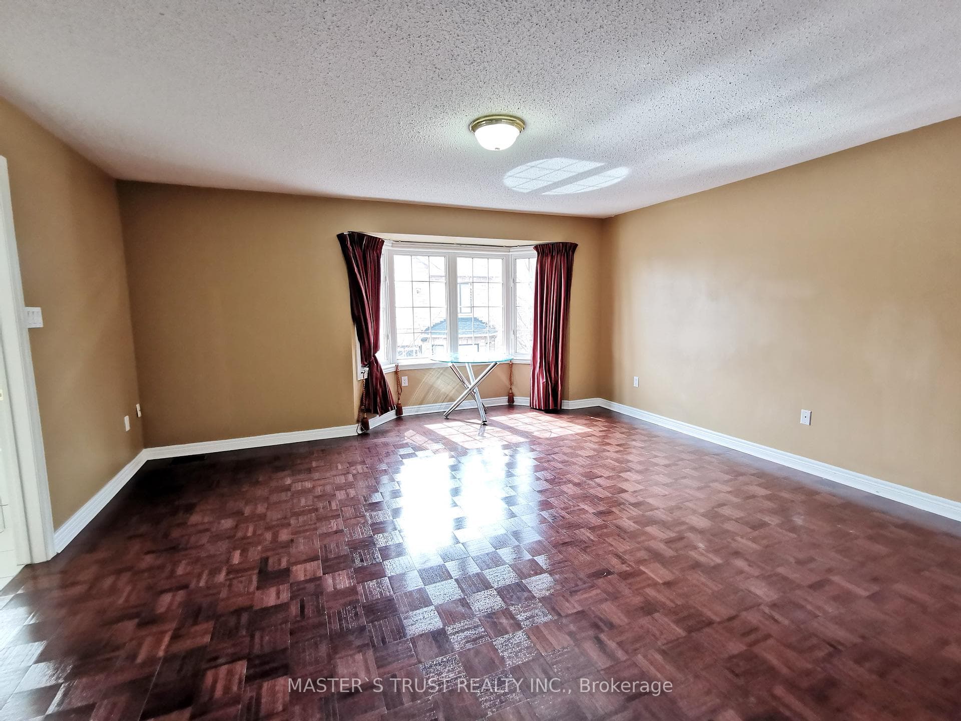 47 Mosswood Road photo 20