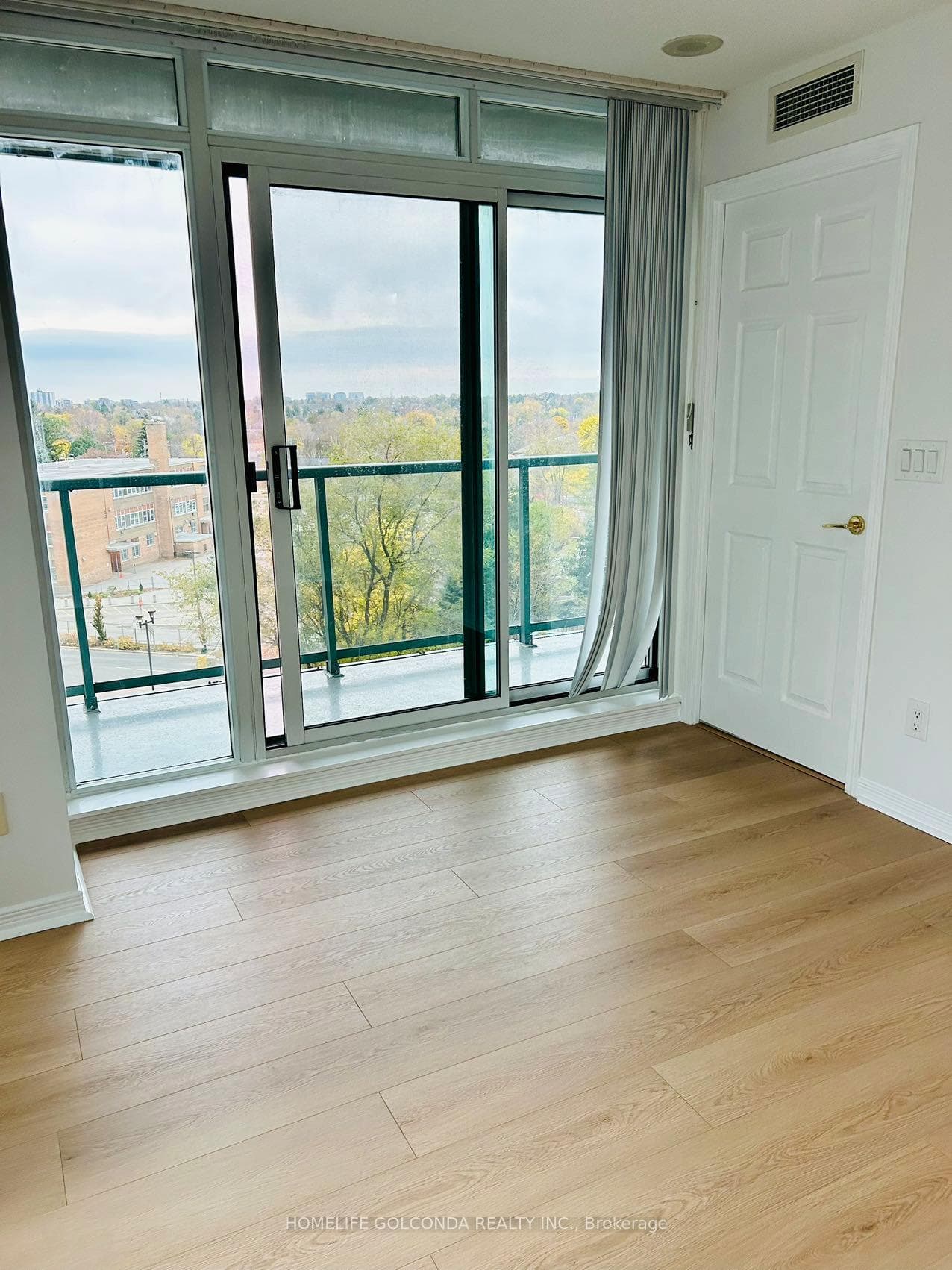 5500 Yonge Street Unit 505 photo 29