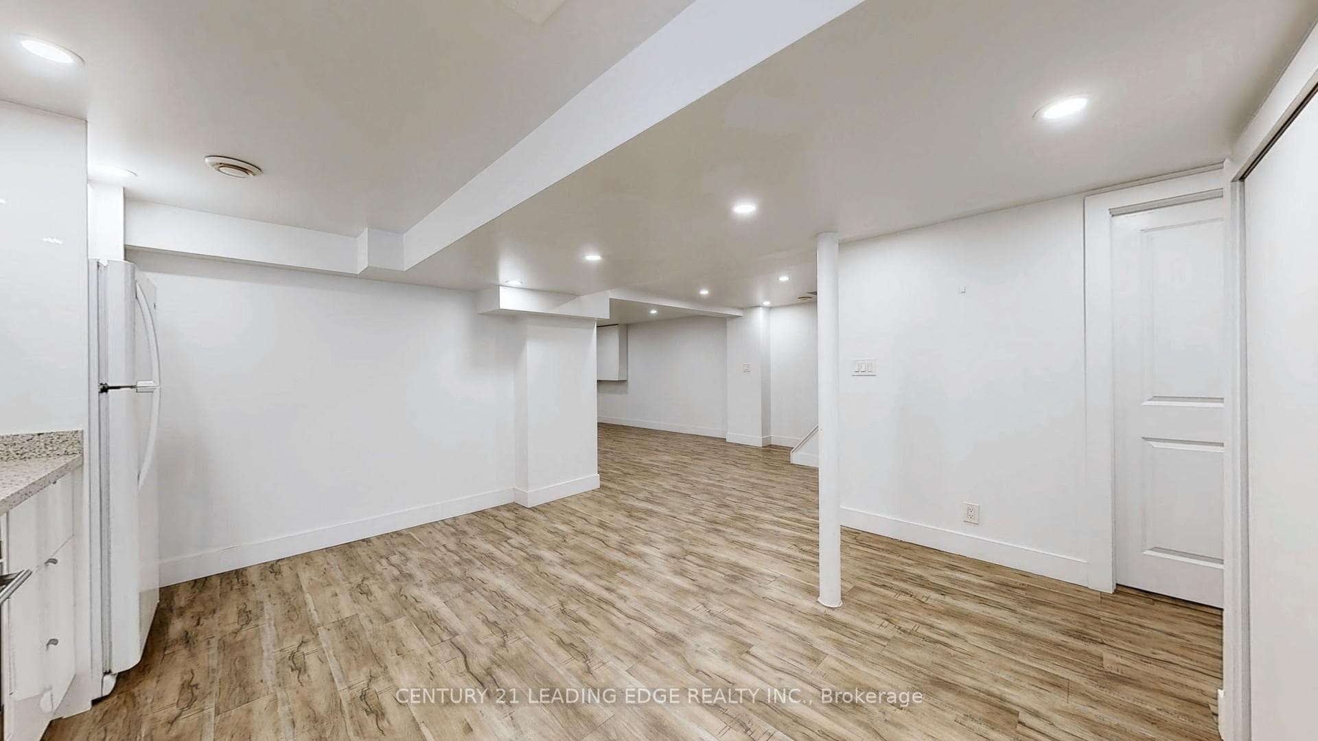 70 Wexford Boulevard photo 40