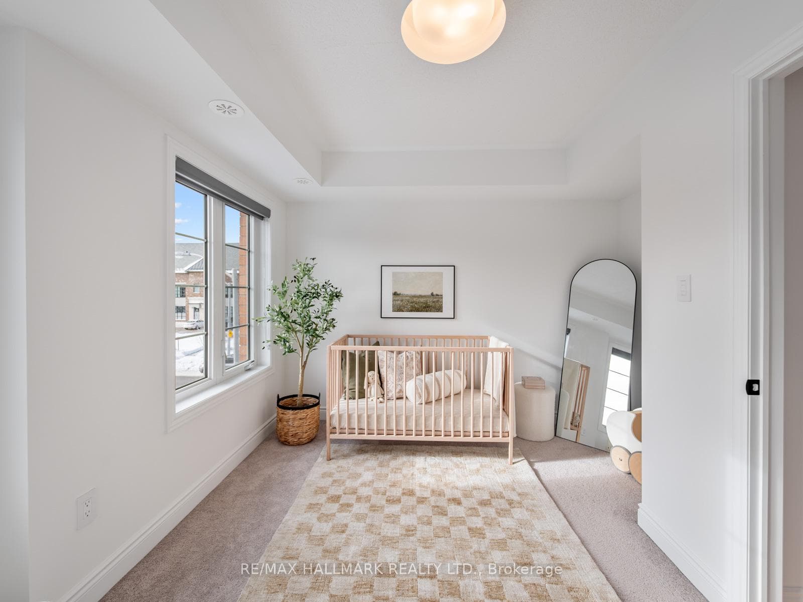 99 Edward Horton Crescent photo 24