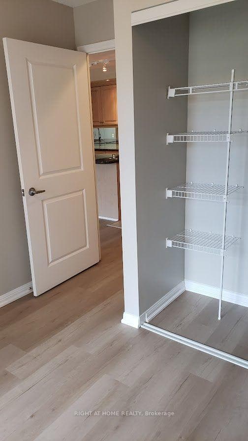 900 Mount Pleasant Road Unit 327 photo 12