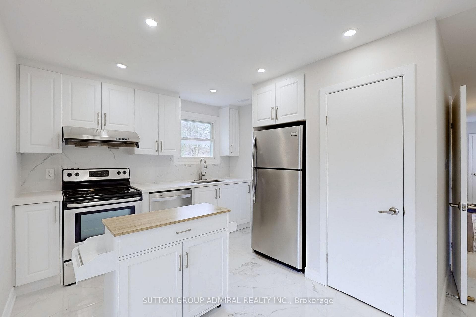 11A Riveredge Drive photo 8