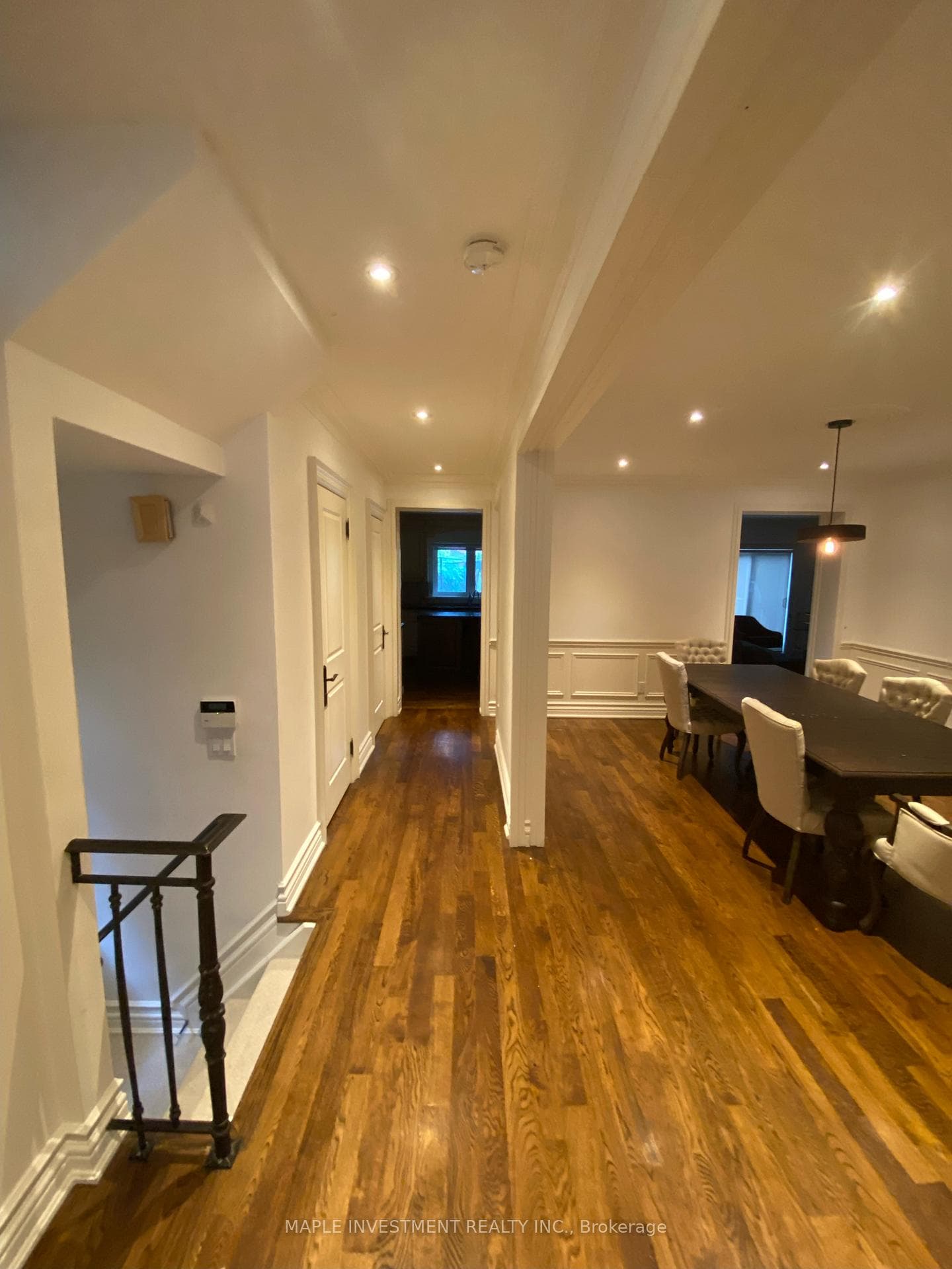 210 Armour Boulevard photo 2