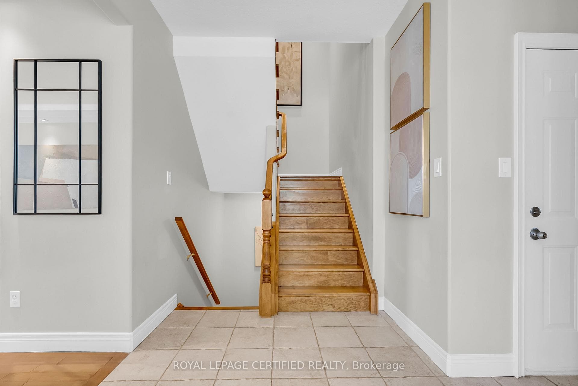 5279 Picketts Way photo 24