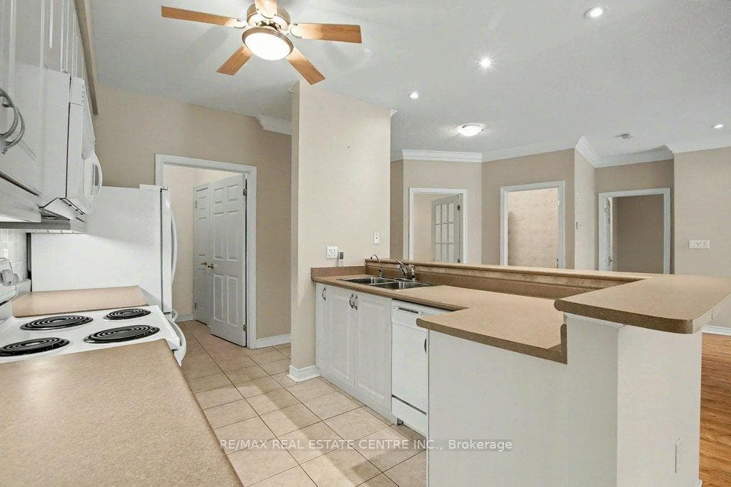443 Centennial Forest Drive Unit 313 photo 18