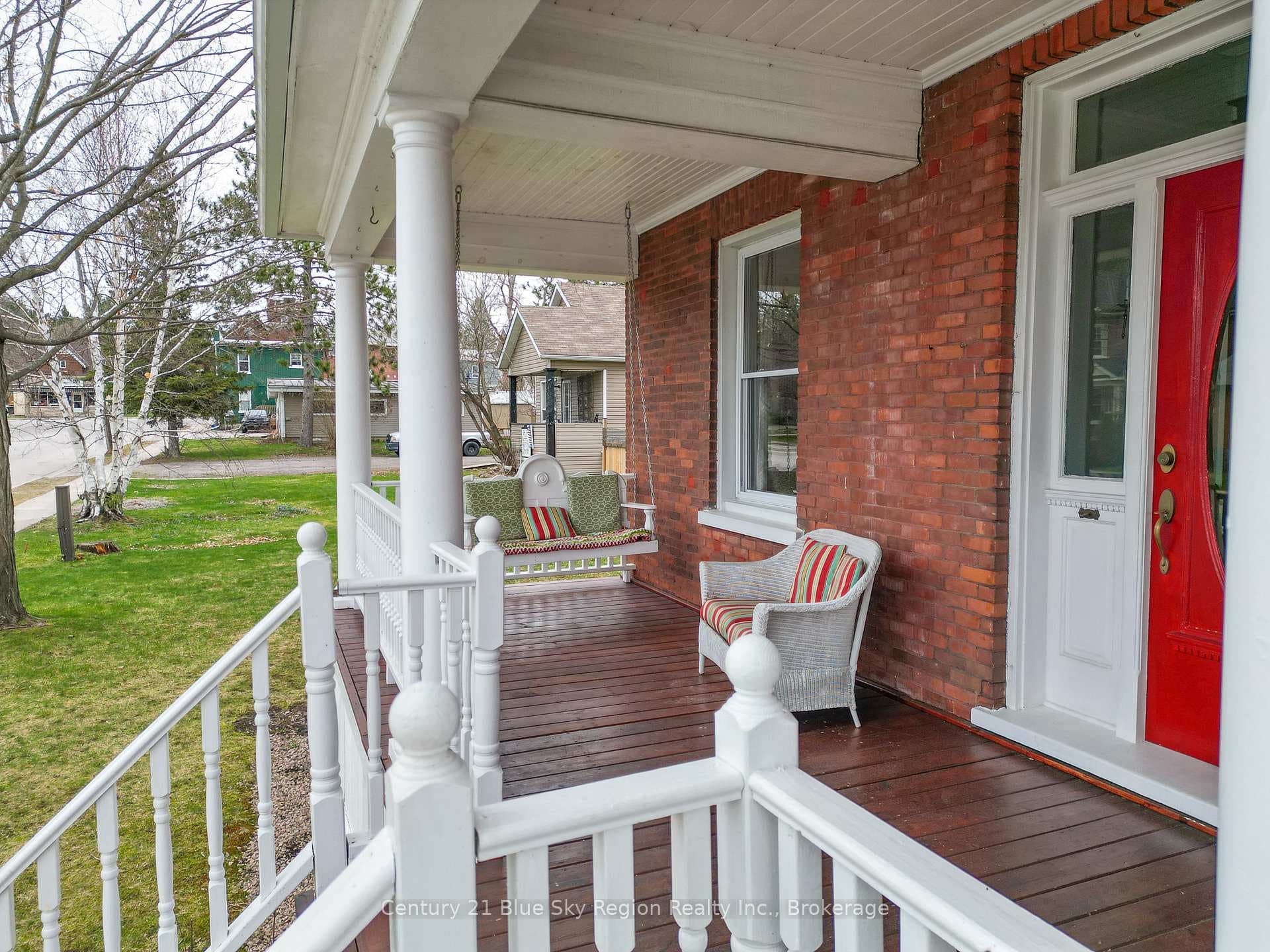 262 Edward Street photo 43
