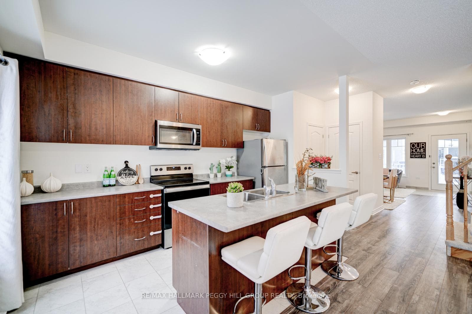 27 Sandhill Crane Drive photo 3