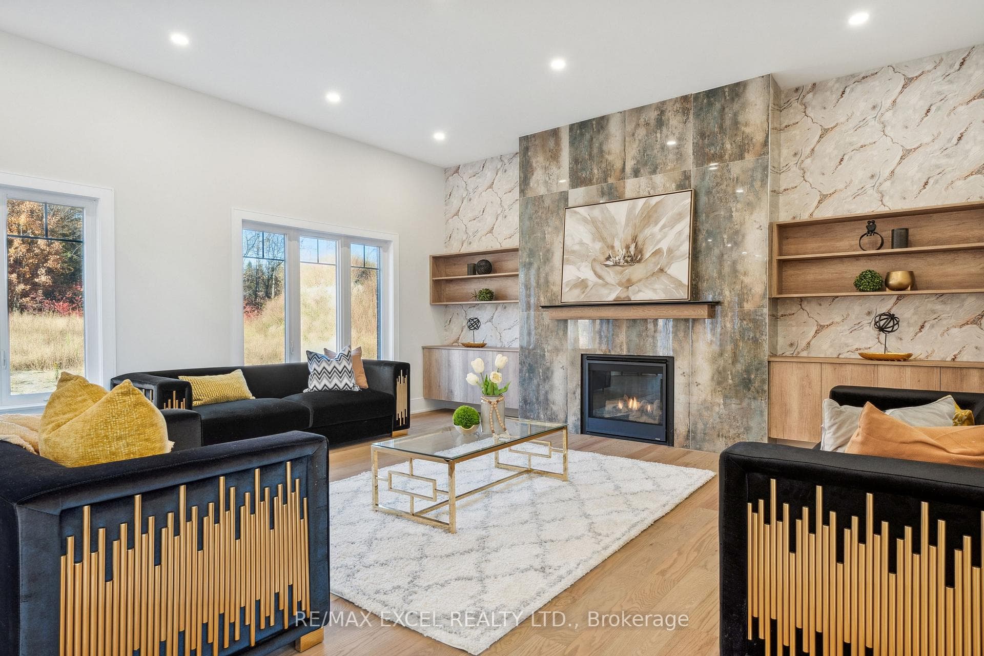 2228 Pemberton Way photo 22