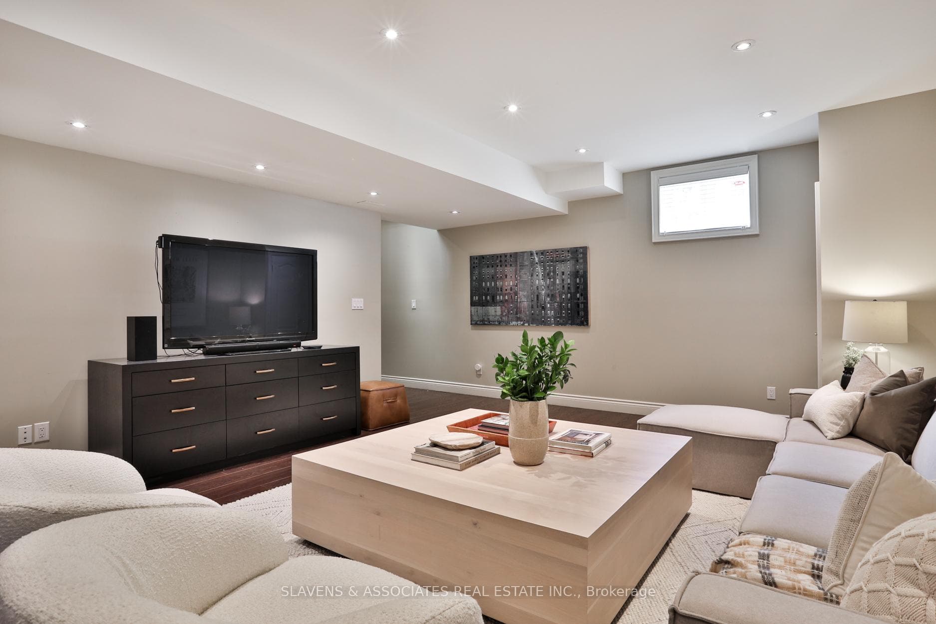 56 Ava Road photo 27