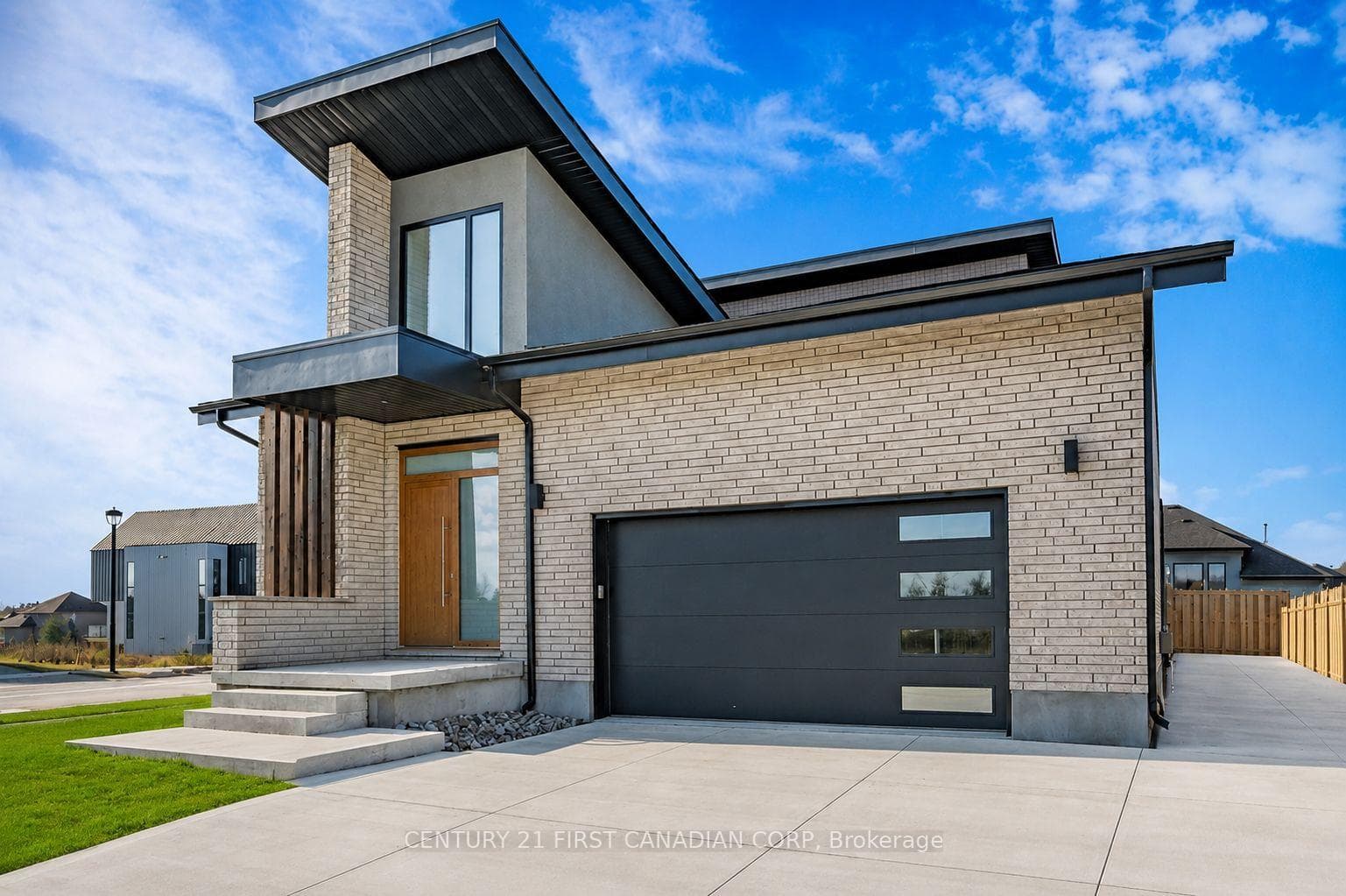 3533 Silverleaf Chase photo 1