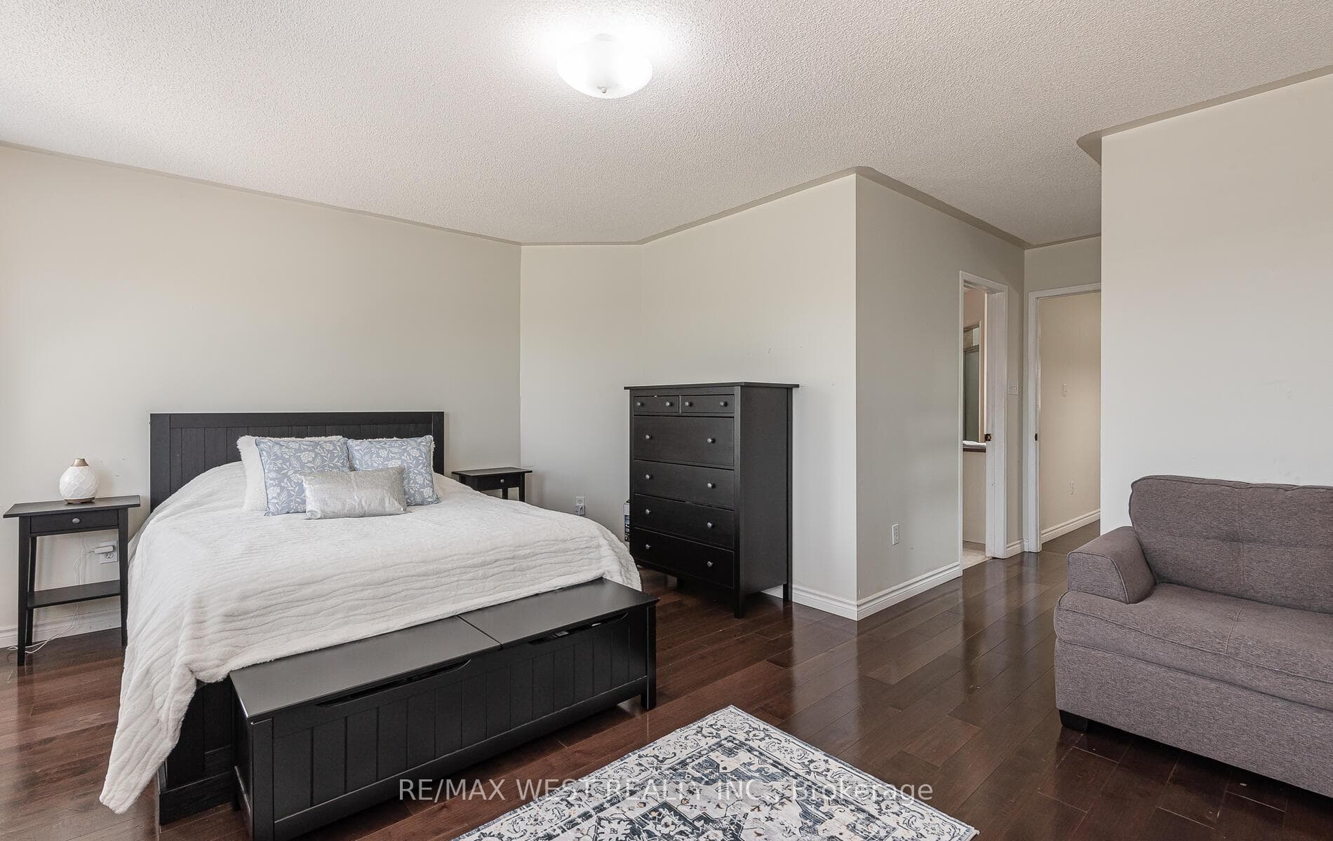 100 Lake Louise Drive photo 22