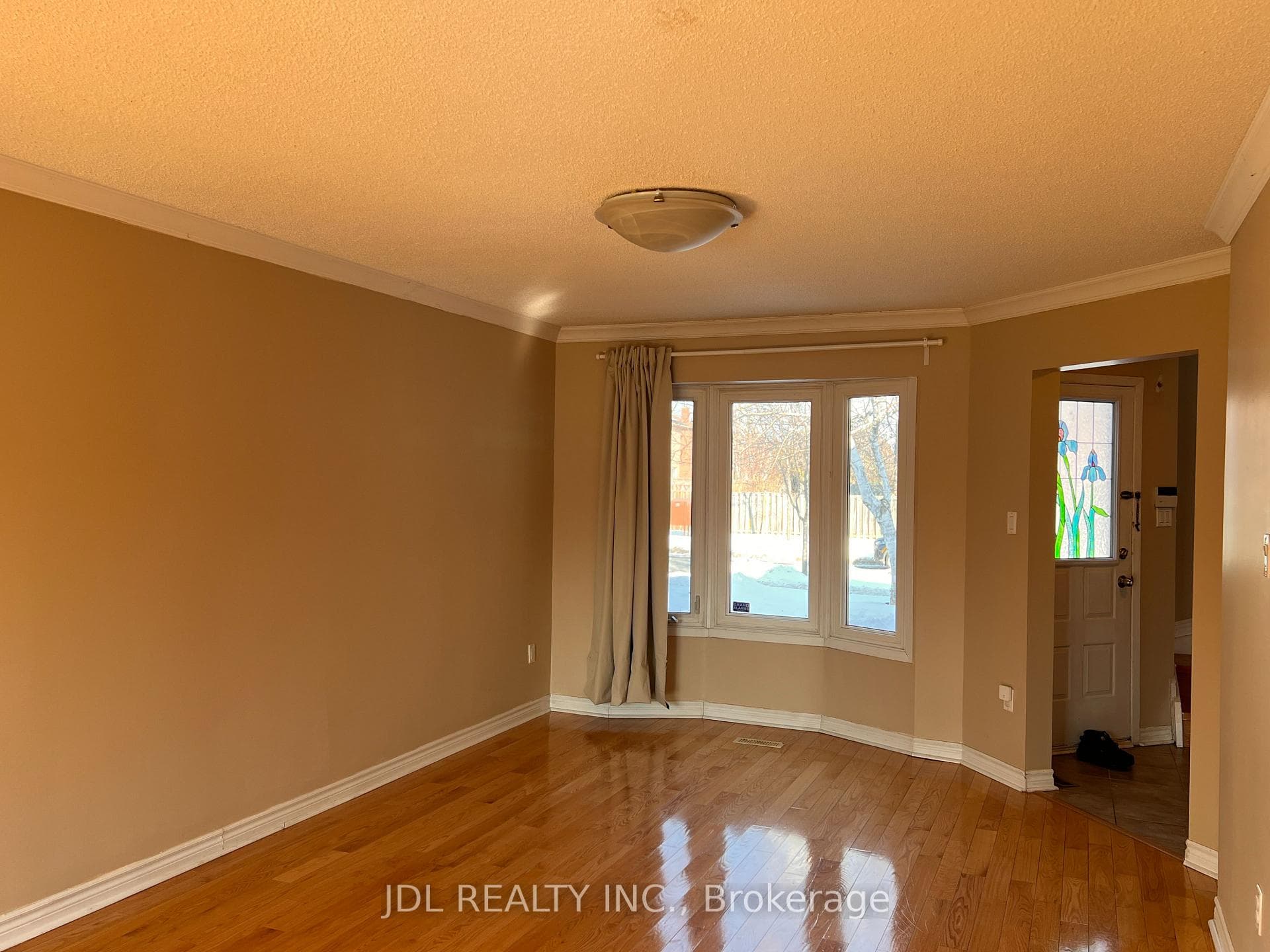81 Gailcrest Circle photo 5