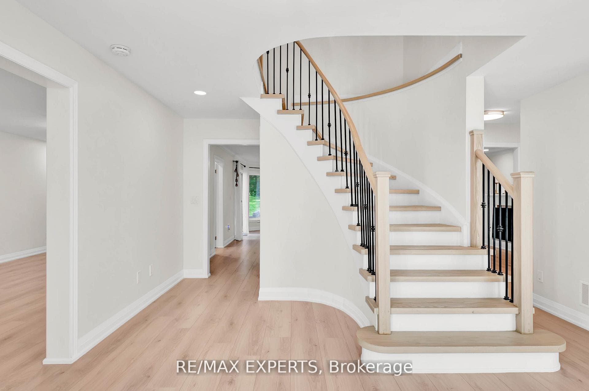 14 Alana Drive photo 5