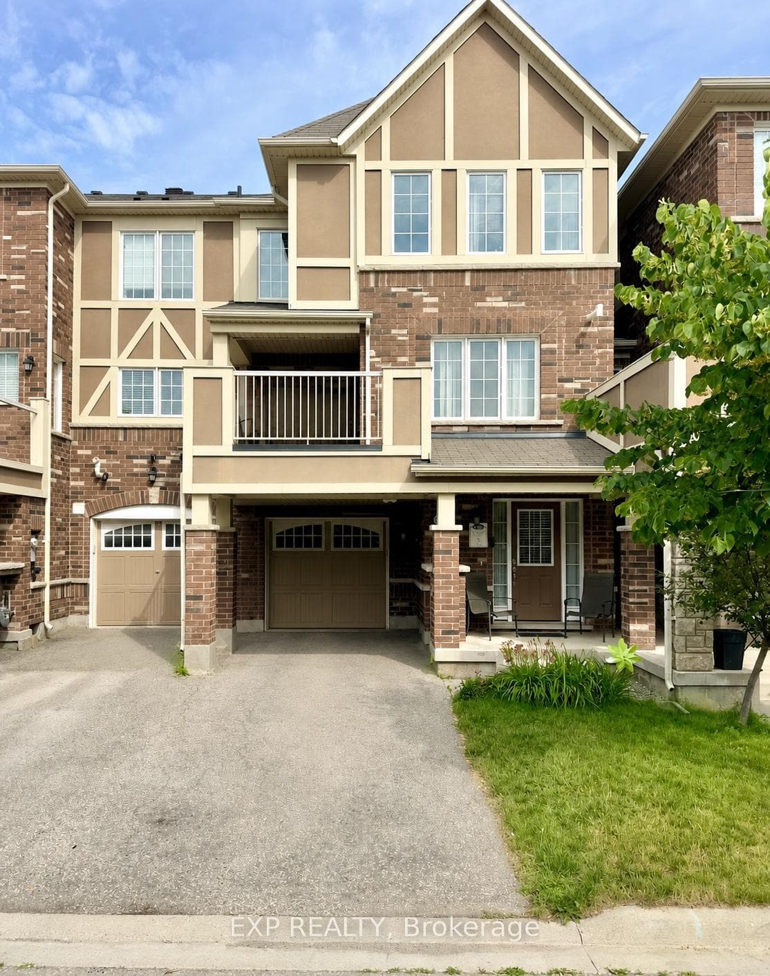 1621 Gainer Crescent photo 1