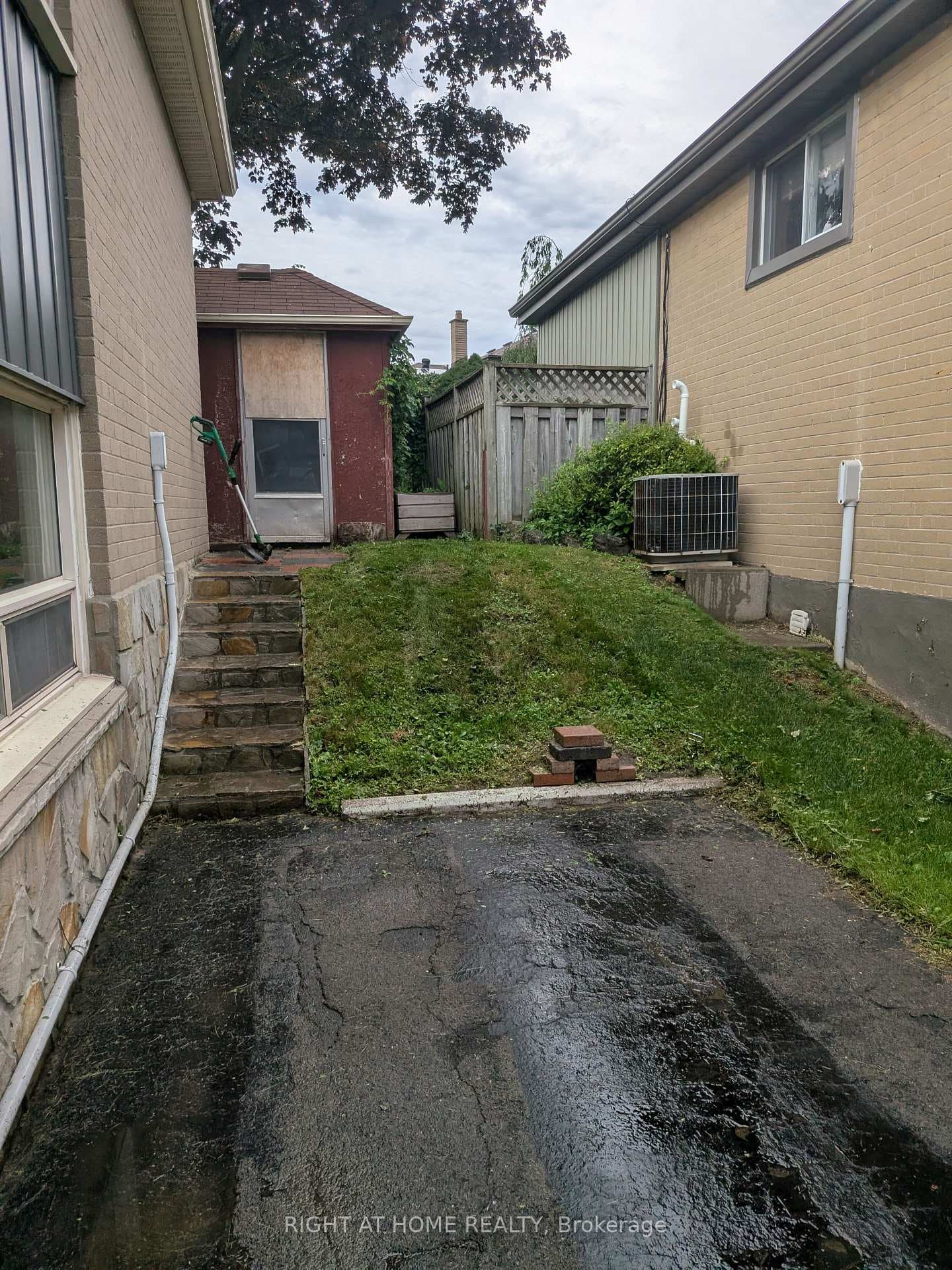 740 Stone Street photo 13