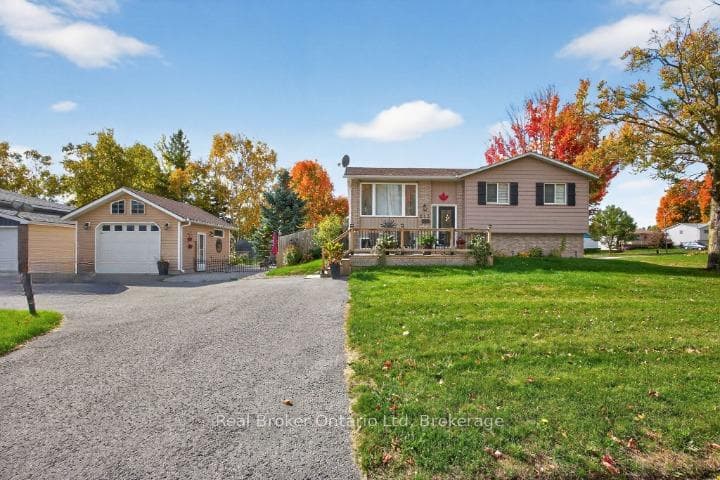 253 Lescaut Road photo 2