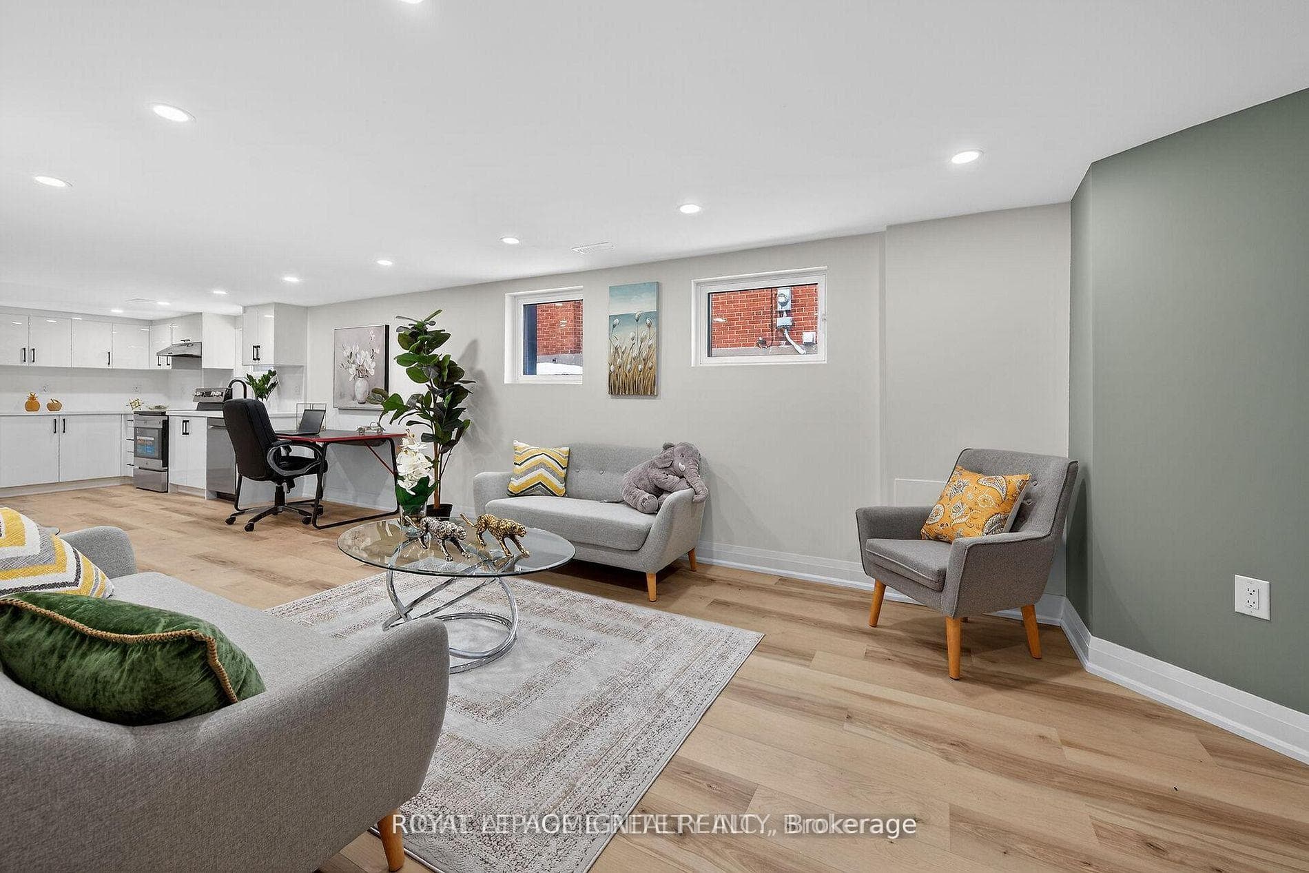 191 East 32nd Street photo 4