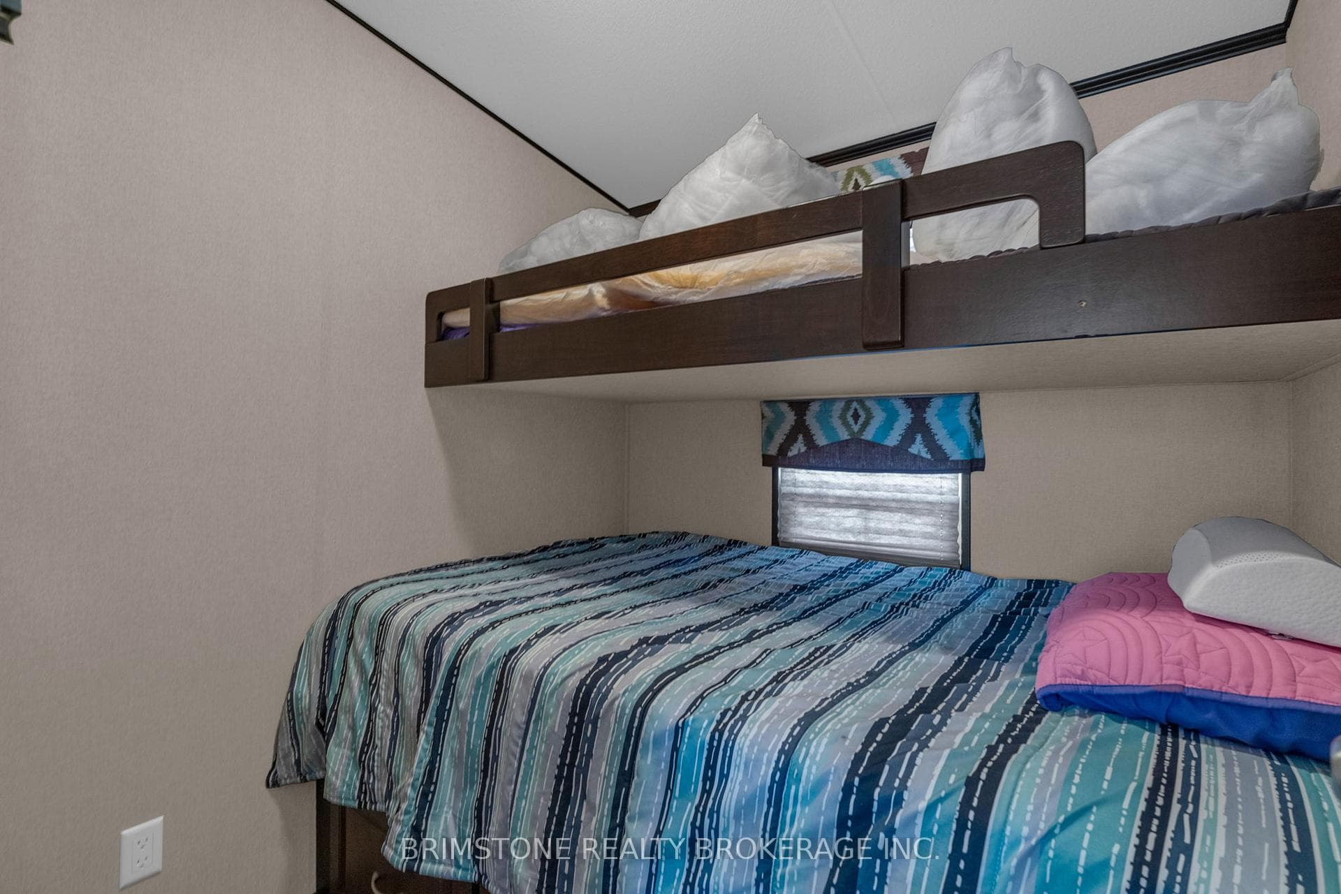 1082 Shamrock Marina Road Unit 63 photo 17