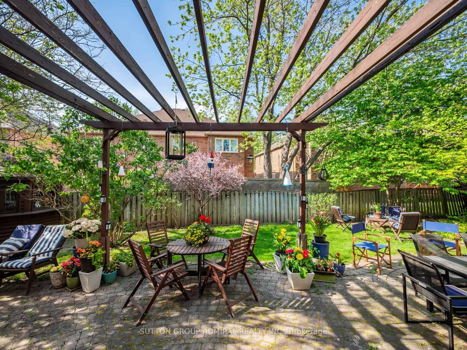 49 Miriam Crescent photo 43