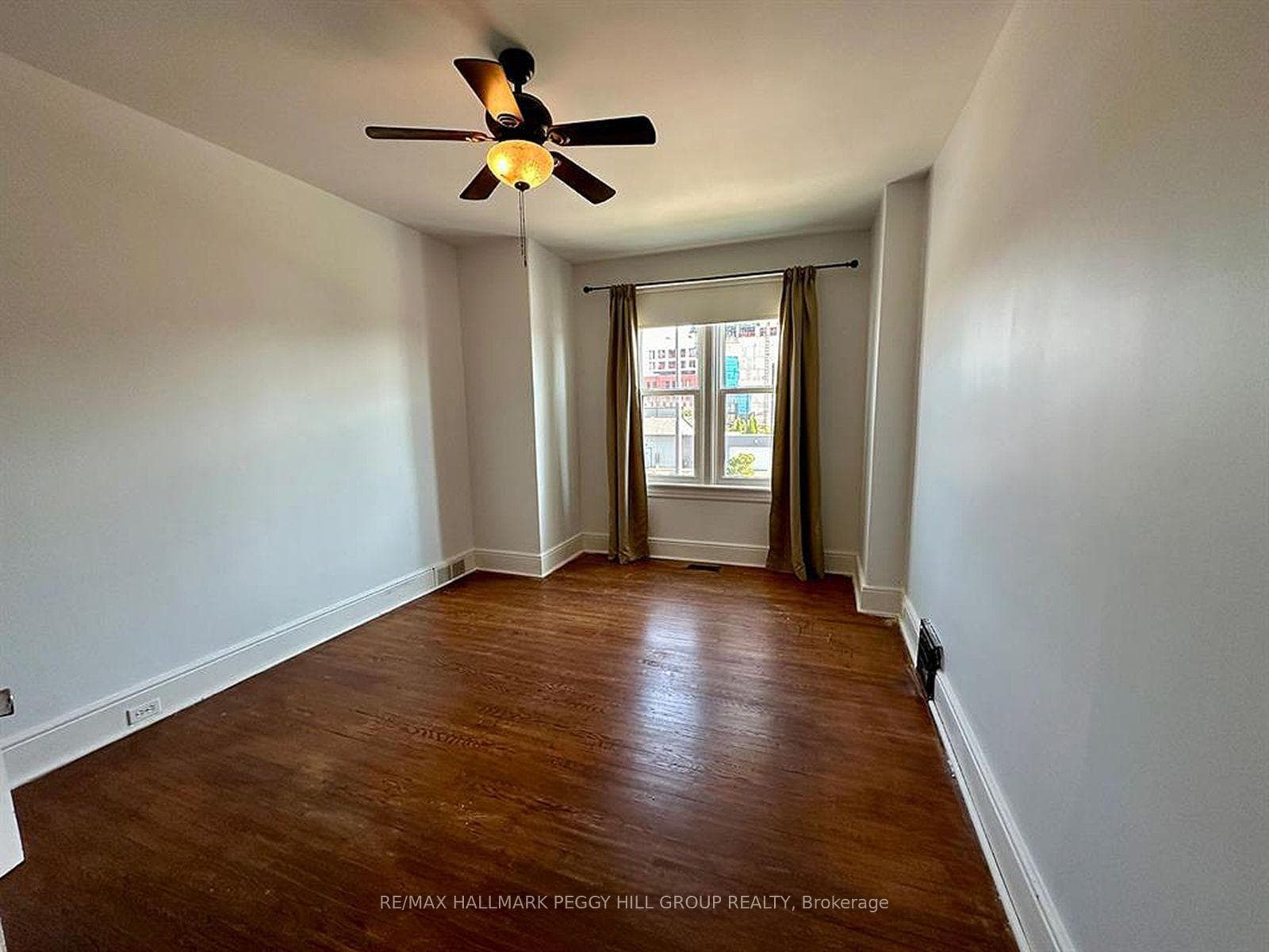 44 Toronto Street Unit 3 photo 6