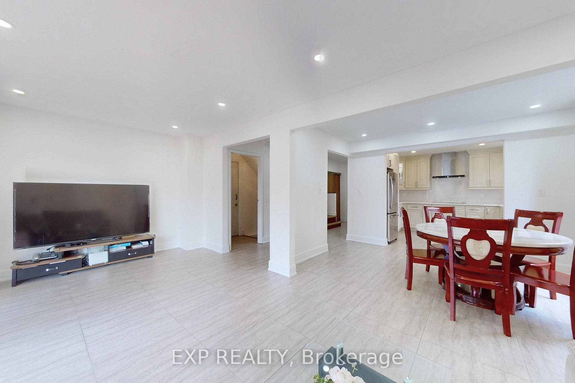 103 Ashridge Drive photo 8