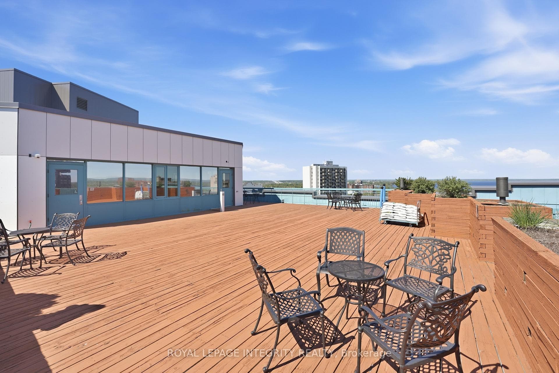 1025 Grenon Avenue Unit 608 photo 33