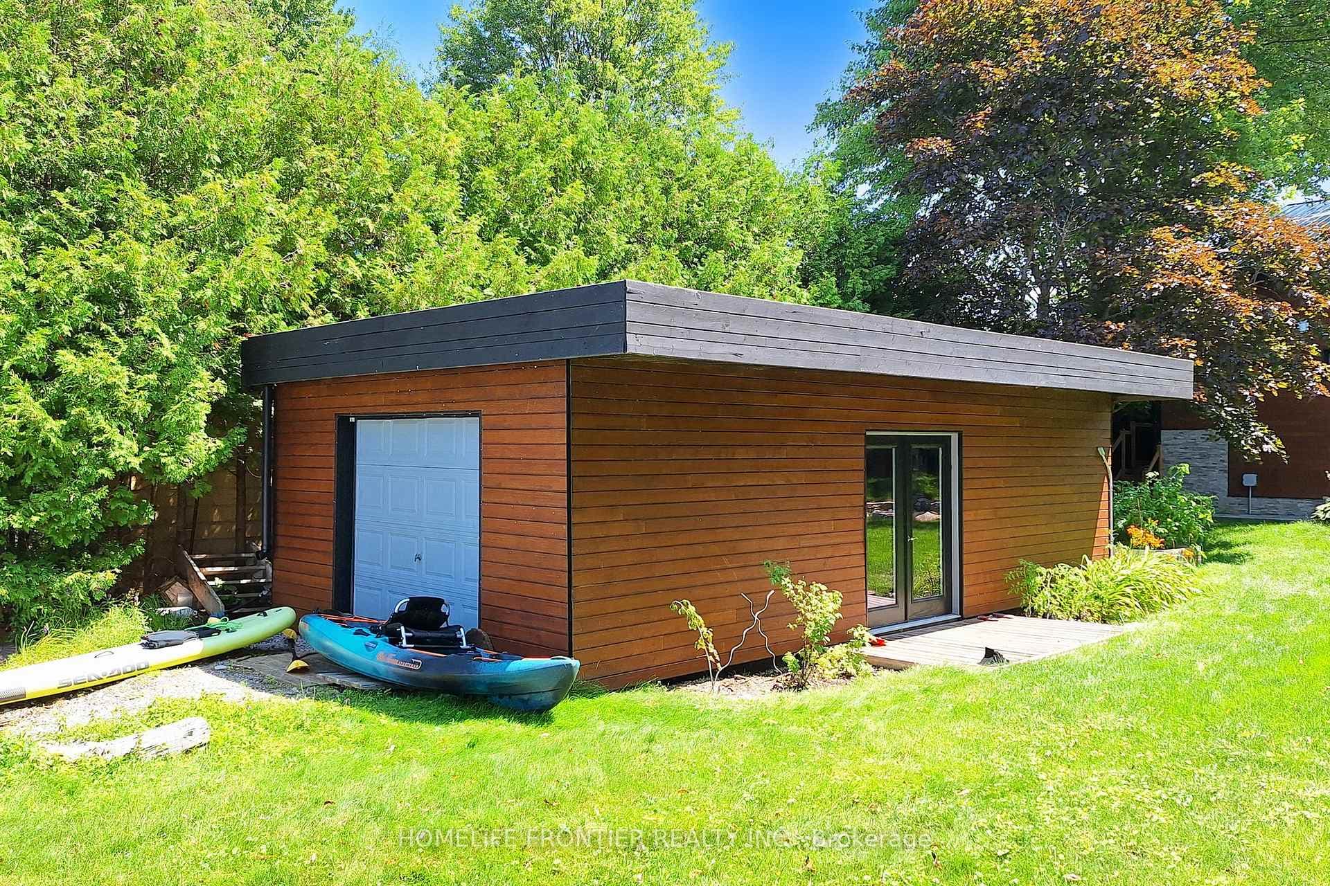 44 Irving Drive photo 36