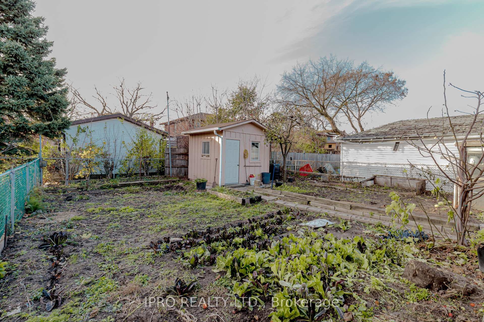 164 North Carson Street photo 35