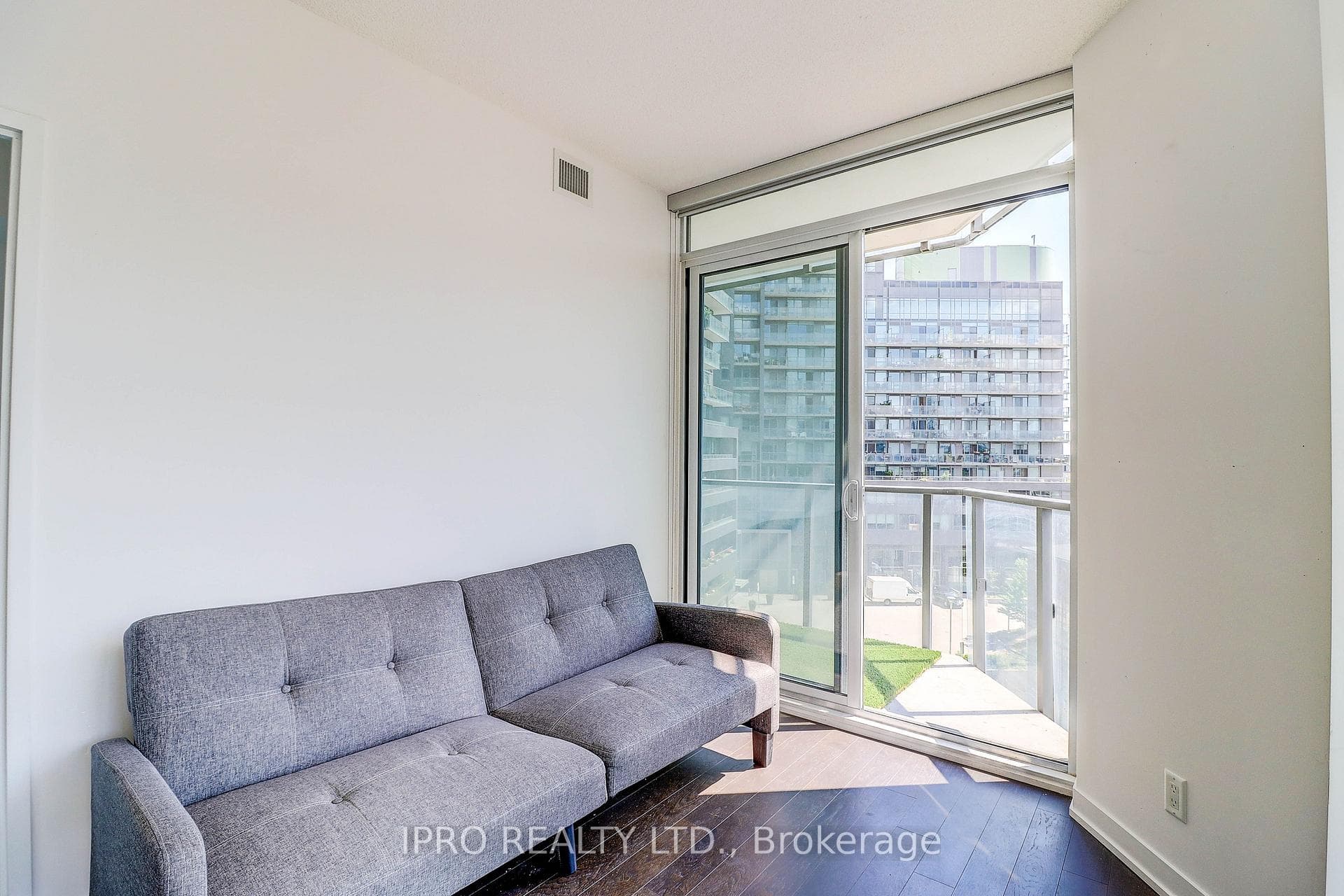 120 Bayview Avenue Unit N503 photo 37
