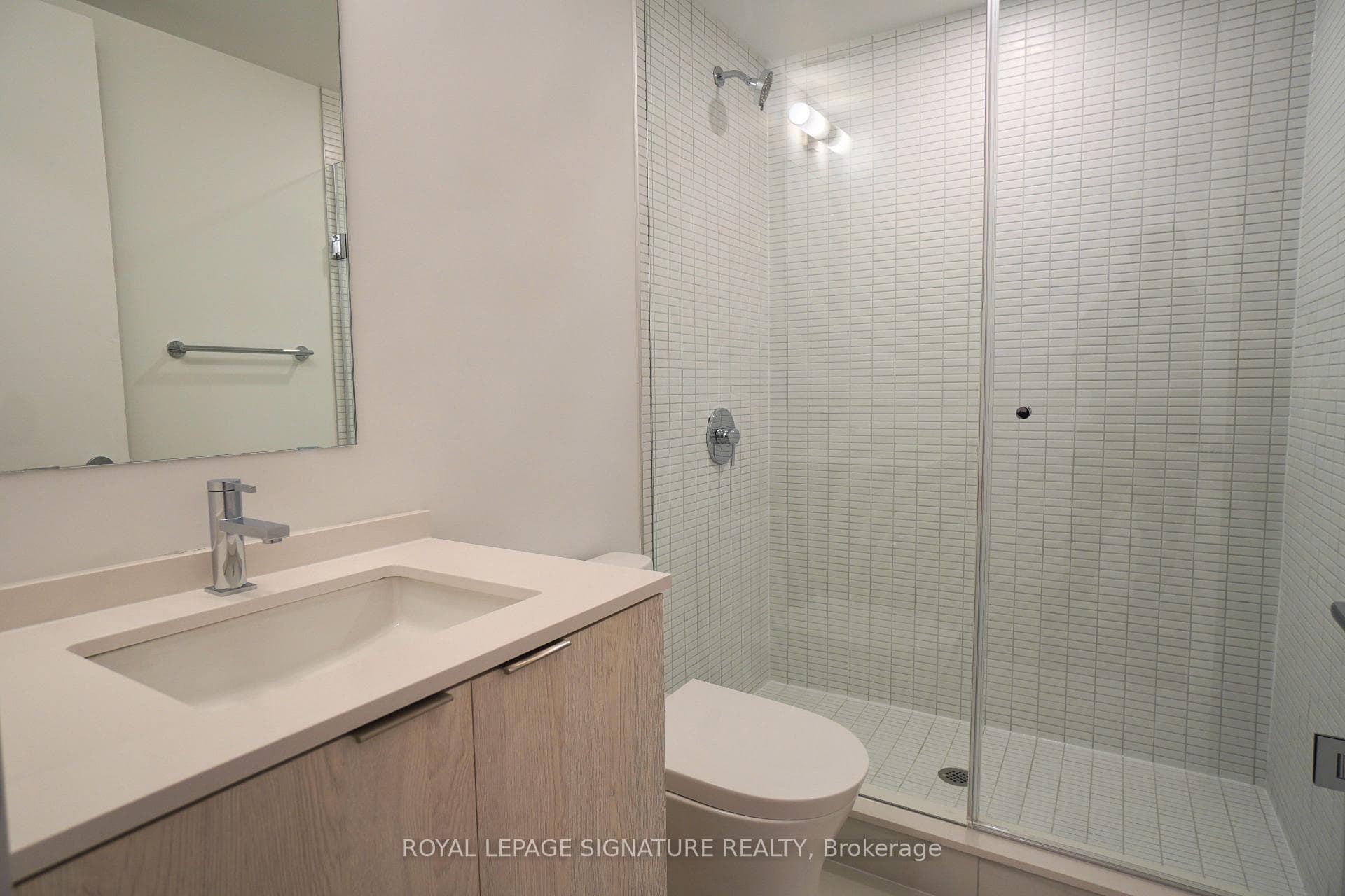 1 Jarvis Street Unit 1316 photo 8