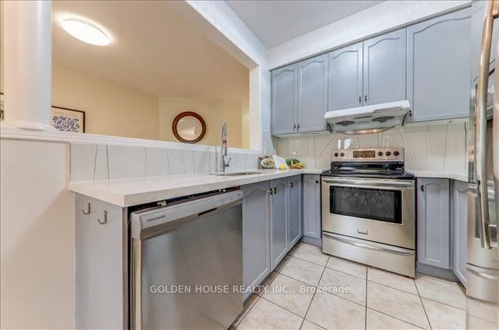 21 Debonair Drive photo 14
